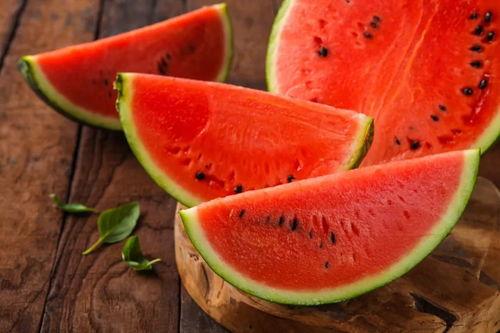 吃瓜叫法,揭秘“吃瓜群众”背后的网络文化现象