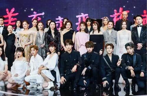 张韶涵吃瓜表情包,揭秘娱乐圈幕后真相