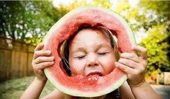 国外吃瓜吐舌视频