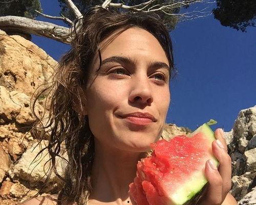 贝卡星吃瓜,揭秘娱乐圈幕后故事