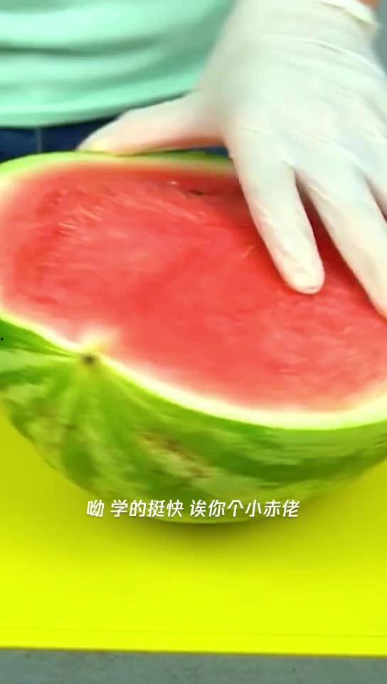 吃瓜挺爽的,畅享娱乐盛宴