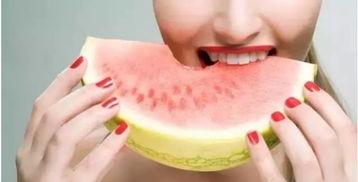 吃瓜侠腮红拇指粉扑,创新美妆工具引领潮流