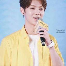 吃瓜鹿晗图片,萌态十足，网友直呼可爱到爆