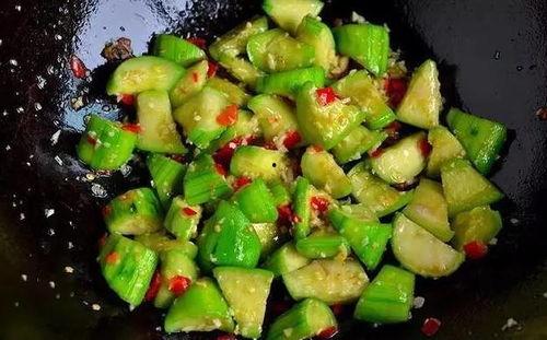 佛手瓜拌菜吃用炒水吗,炒水还是凉拌，营养美味两相宜